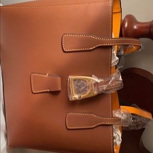 Dooney and Bourke Small Shannon Tote New